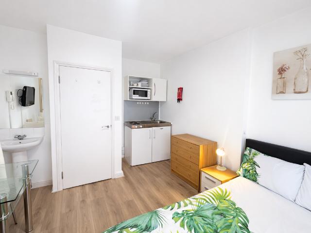Studio for rent in Royal Borough of Kensington and Chelsea, Greater London