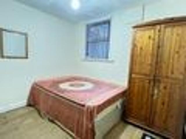 Room for rent in Spring Park, Luton