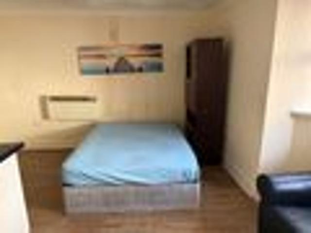 Room for rent in Spring Park, Luton