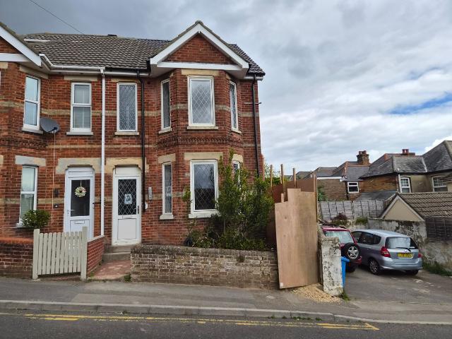 Room for rent in Upper Parkstone, Poole