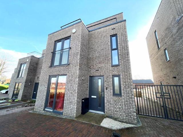 House for rent in Charlestown, Salford