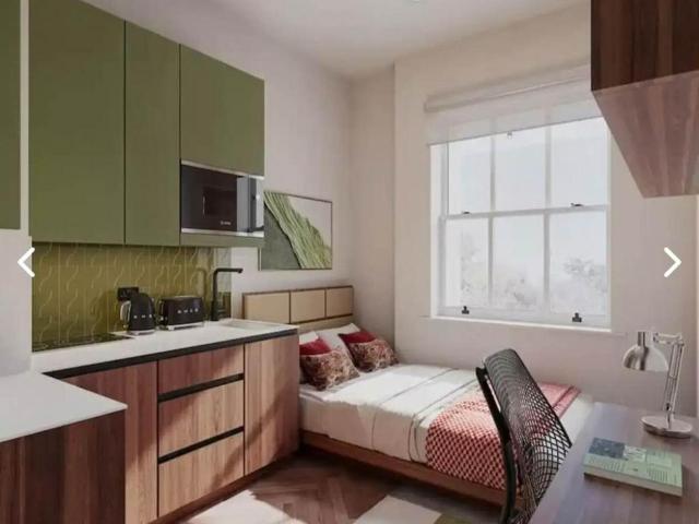 House for rent in Brompton, Greater London