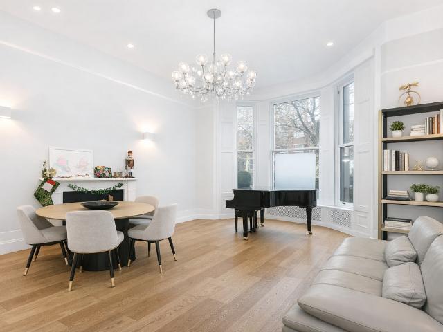 Apartment for rent in Earl's Court, Greater London