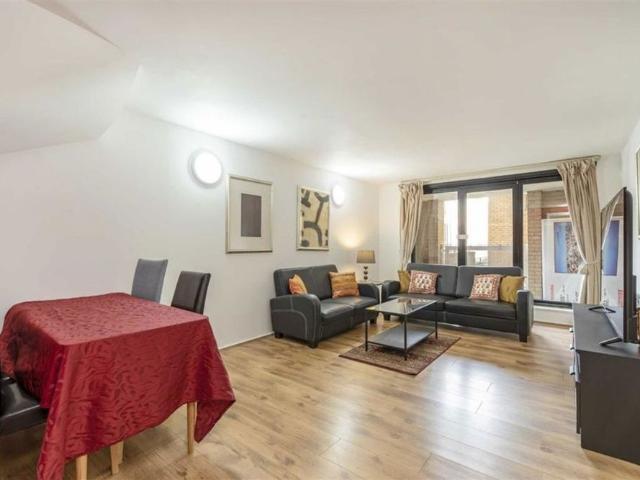 Apartment for rent in Brompton, Greater London