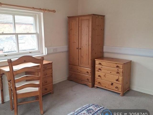 House for rent in Kings Barton, Gloucester