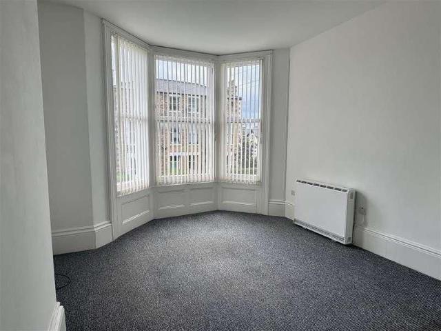 Apartment for rent in South Cliff, Scarborough