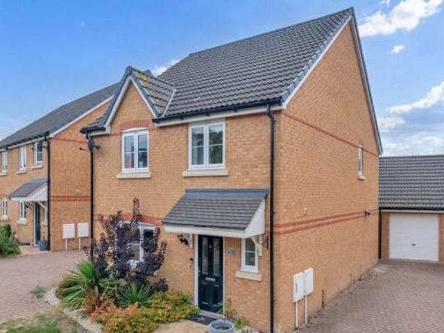 House for sale in Royston, North Hertfordshire