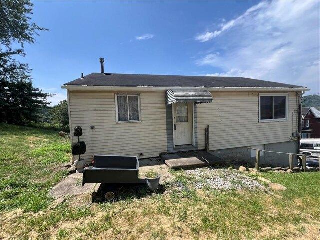 House for sale in Mckeesport