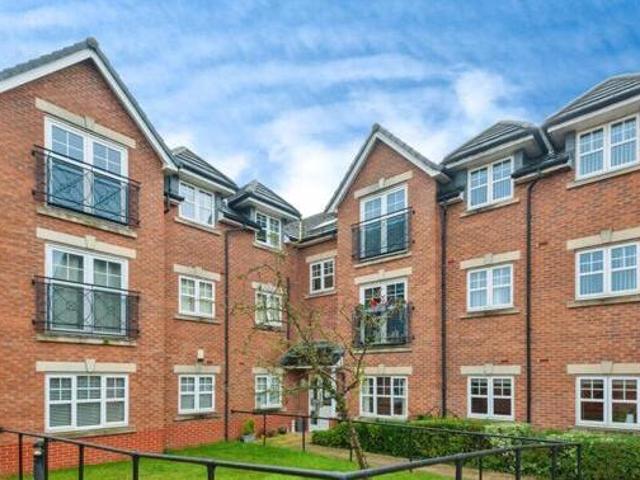 House for sale in Widnes