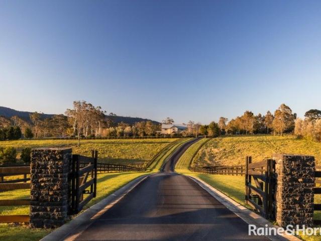 Cottage for sale in Croobyar, New South Wales
