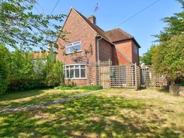 House for sale in Littlecote, West Sussex