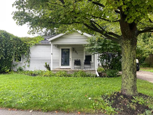 House for sale in Rochester Hills, Michigan