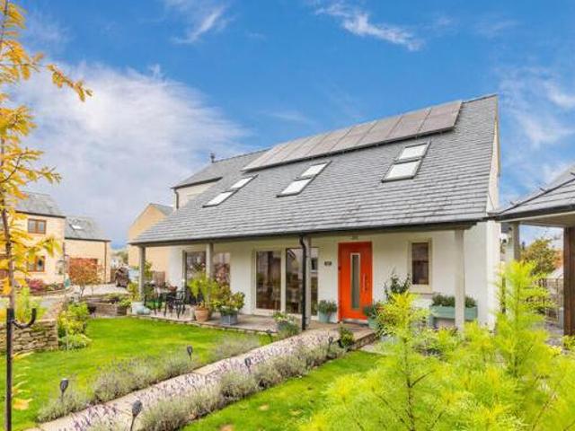 House for sale in Fell Lane