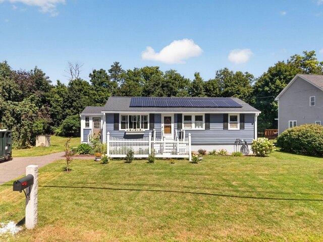 House for sale in Milford, Hillsborough County