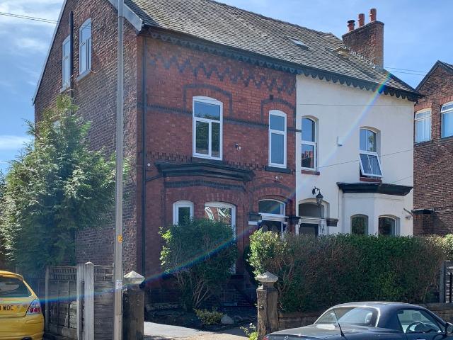 Room for rent in Hazel Grove, Greater Manchester