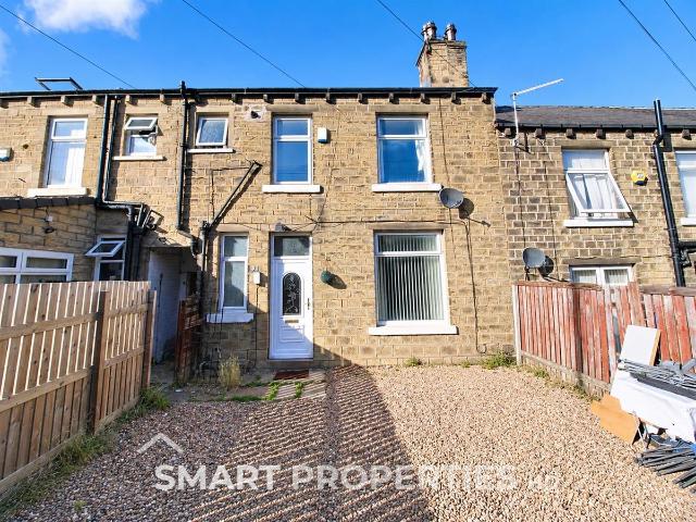 House for rent in Yews Hill, Kirklees
