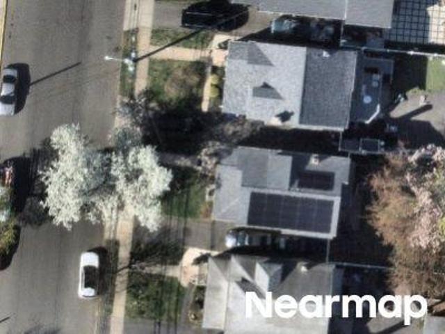 House for sale in Elizabeth, New Jersey