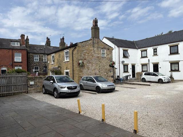House for rent in Beckett Park, Headingley