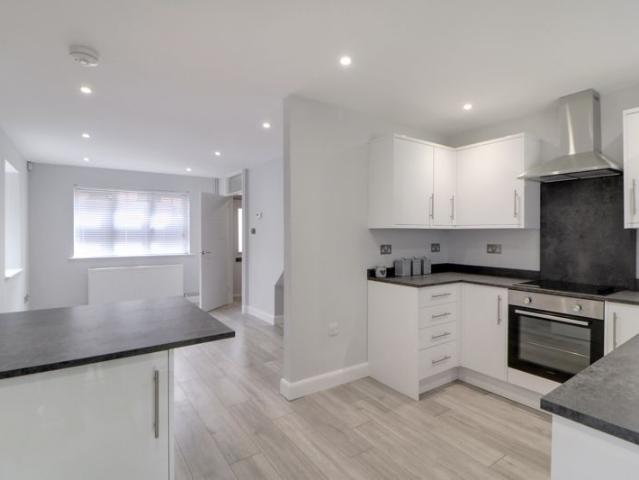 House for rent in Martin's Heron, Winkfield