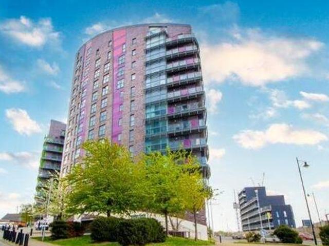 House for sale in Richmond Hill, West Yorkshire
