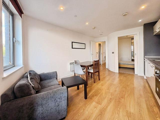 Apartment for rent in Richmond Hill, West Yorkshire
