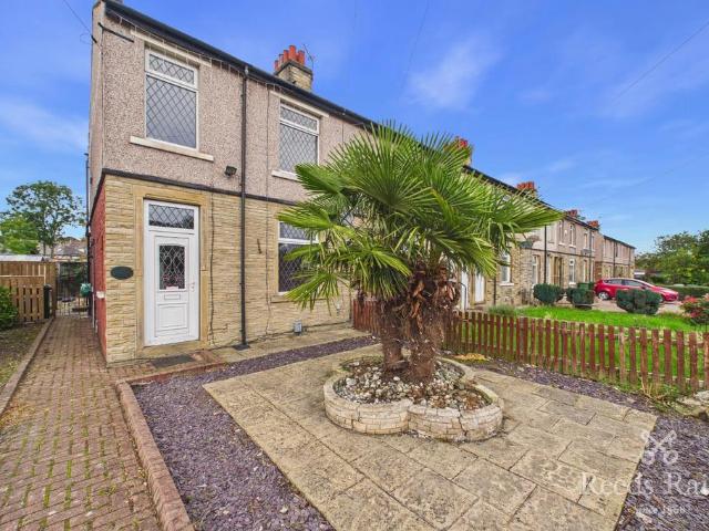 House for rent in Lascelles Hall, Fenay Bridge