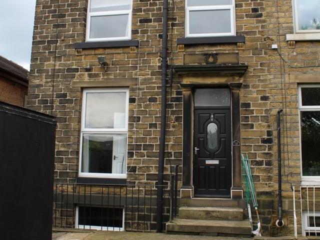 House for rent in Huddersfield, West Yorkshire