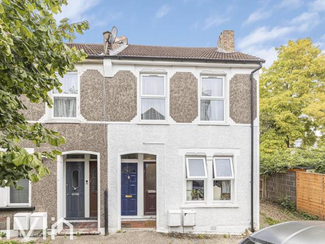 Apartment for rent in London Borough of Croydon, Greater London