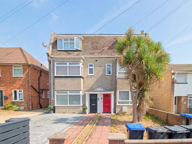 Apartment for rent in Fishersgate, West Sussex