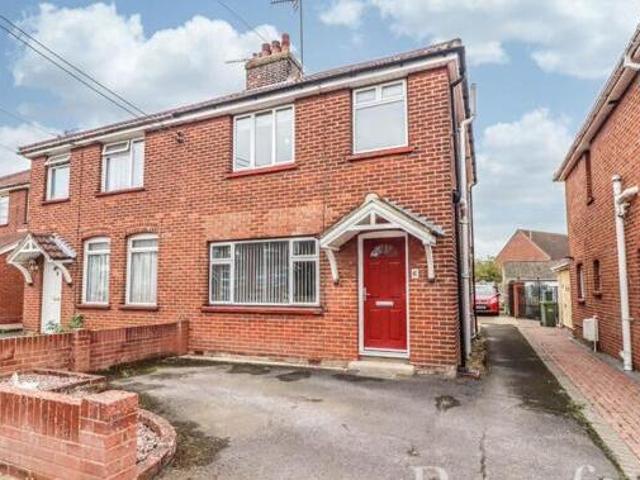 House for sale in Chipping Hill, Essex