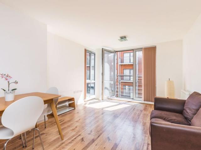 Apartment for rent in Portsea, Portsmouth