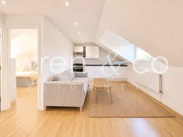 Apartment for rent in Belsize Park, Greater London
