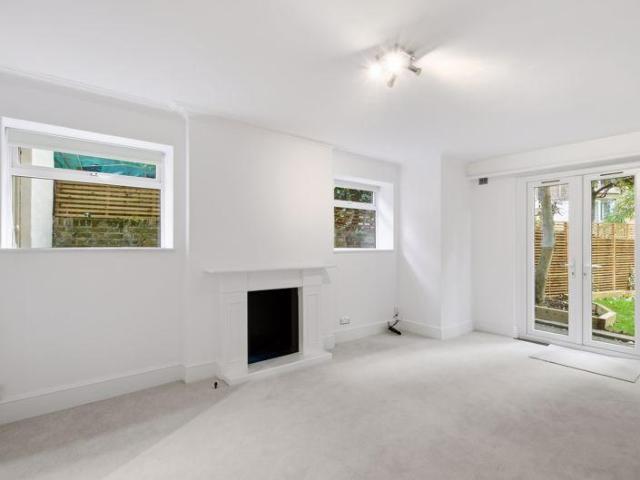 House for rent in Belsize Park, Greater London