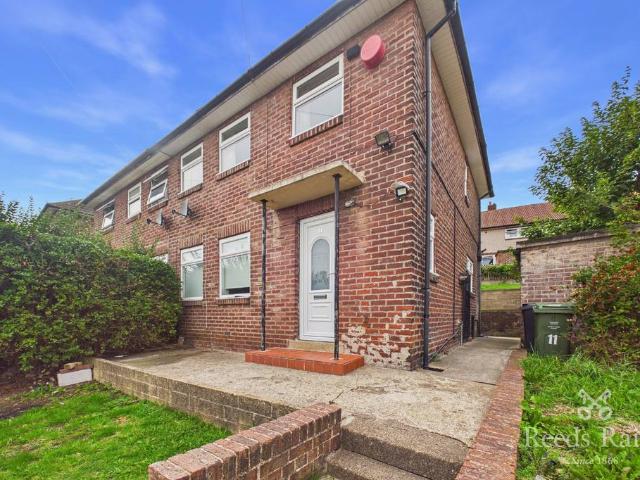 House for rent in Huddersfield, Kirklees