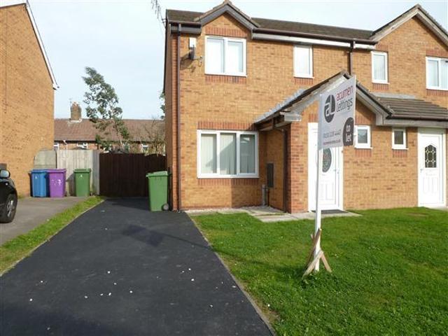 House for rent in Calderstones