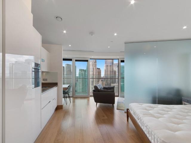 Studio for rent in Isle Of Dogs, Greater London