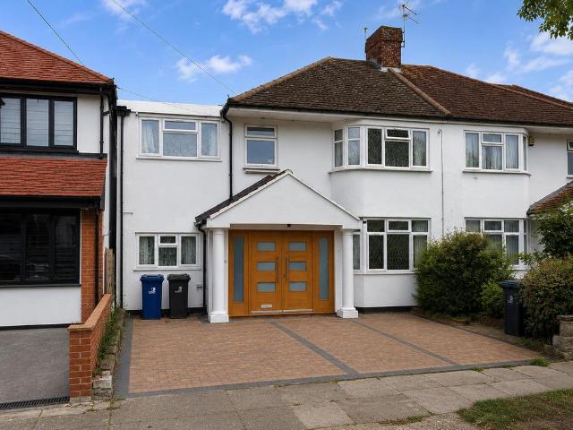 House for rent in London Borough of Hounslow, Heston