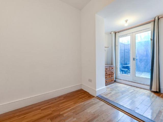 Apartment for rent in Highbury, Greater London
