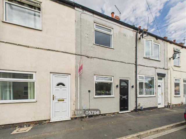 House for rent in Purston Jaglin, West Yorkshire