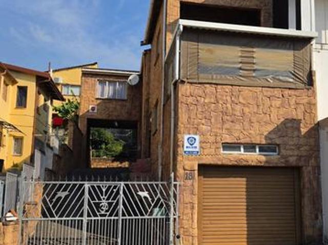 House for sale in Chatsworth, Kwazulu-natal