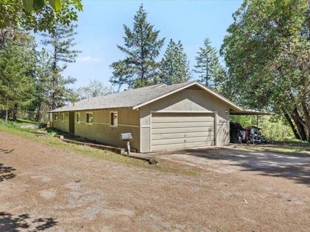 House for sale in Gold Hill