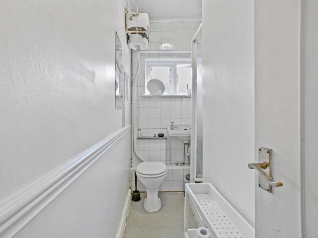Apartment for rent in Shacklewell, Greater London