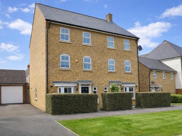 House for sale in Eden Village, Oad Street