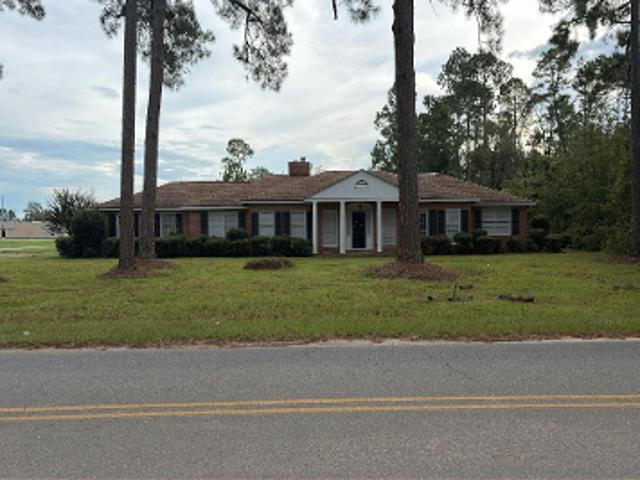 House for sale in Holt Homes, Baxley