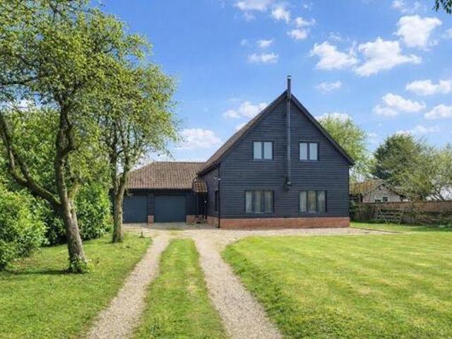 House for sale in Key Street, Suffolk
