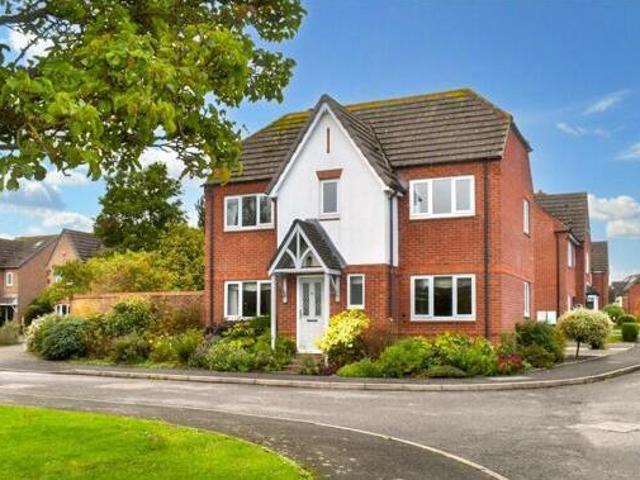 House for sale in Worcester, Worcestershire