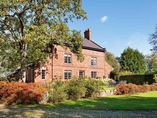 House for sale in Leftwich, Cheshire