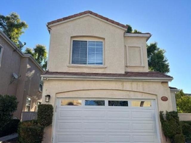 Condo for sale in Canyon Country, California