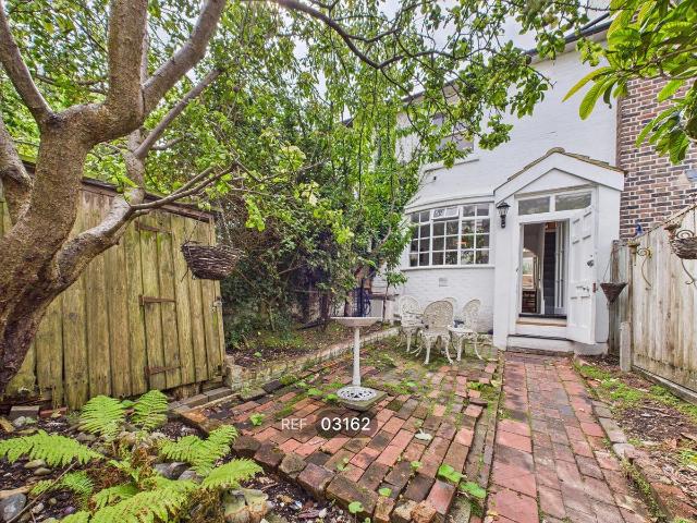 House for rent in Round Hill, Brighton & Hove
