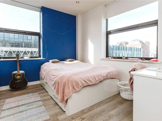 Studio for rent in City Centre, Feckenham
